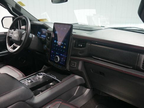 Certified 2023 Ford Expedition Limited image 15