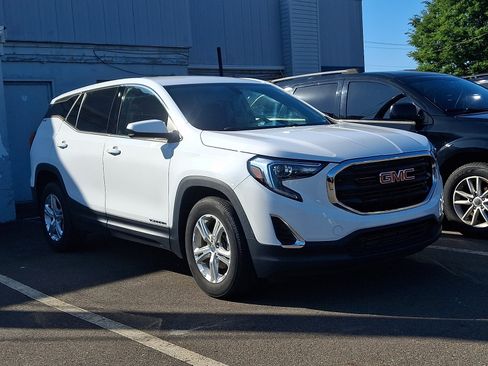 Used 2019 GMC Terrain SLE FWD image 3
