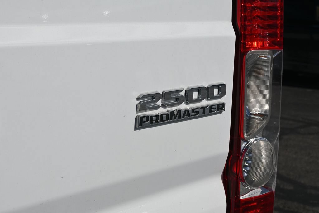 Used 2026 RAM ProMaster 2500 w/ Convenience Group FWD image 11