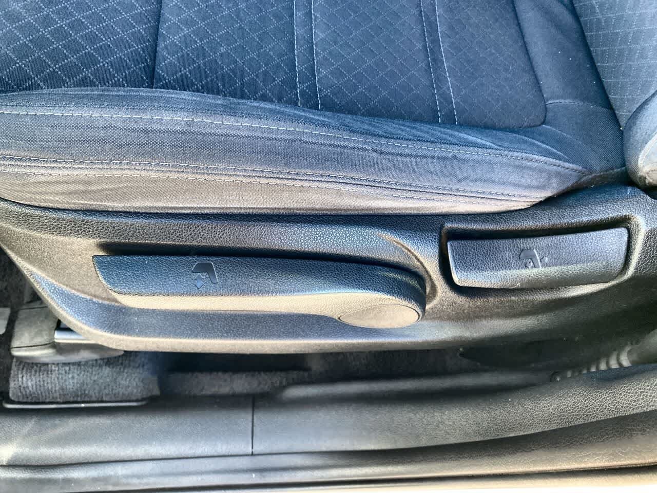 Used 2018 Kia Sorento AWD image 12