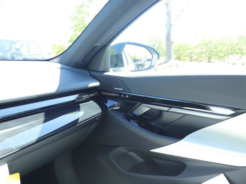 New 2026 BMW 530i w/ Premium Package RWD image 26