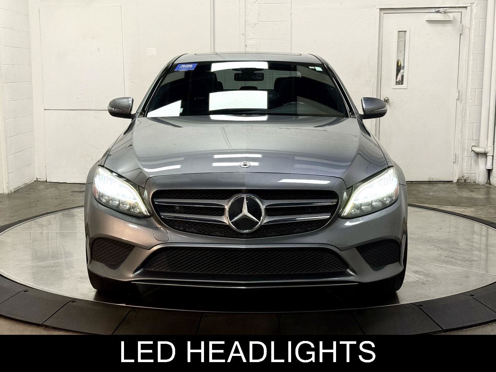Used 2021 Mercedes-Benz C 300 4MATIC Sedan image 3