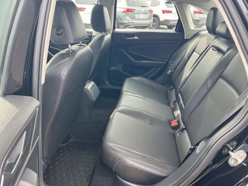 Used 2020 Volkswagen Jetta SE image 20