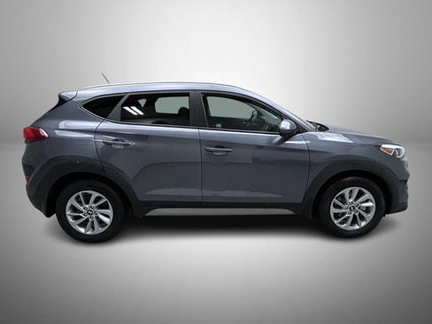Used 2017 Hyundai Tucson SE w/ SE Popular Package 02 AWD/4WD image 4