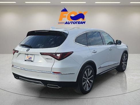 Used 2026 Acura MDX w/ Technology Package FWD image 5