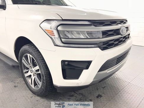 Used 2024 Ford Expedition XLT AWD/4WD image 8