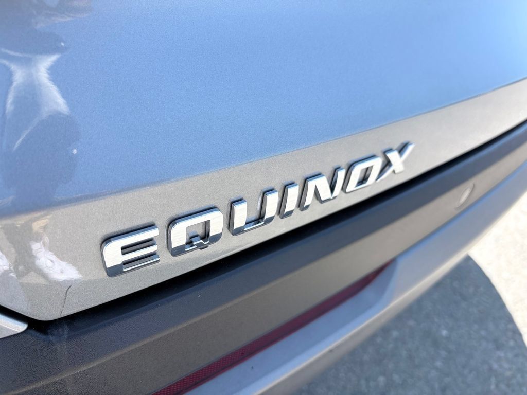 Used 2025 Chevrolet Equinox LT FWD image 26