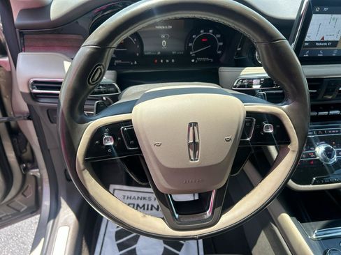 Used 2020 Lincoln Corsair Reserve AWD/4WD image 14