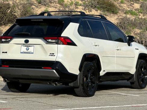 Used 2020 Toyota RAV4 XSE image 2