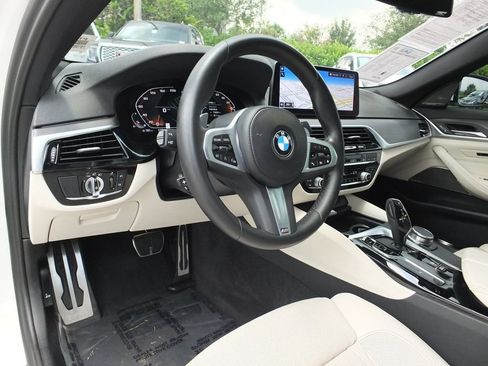 Used 2023 BMW 540i w/ M Sport Package RWD image 26
