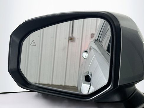 Used 2025 Hyundai Santa Fe SEL FWD image 16