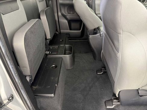 Used 2023 Toyota Tacoma SR image 13