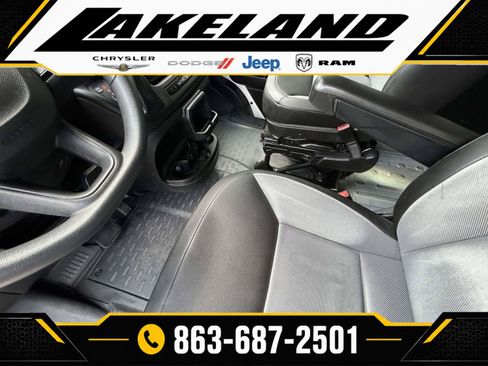 Used 2025 RAM ProMaster 2500 w/ Convenience Group FWD image 10