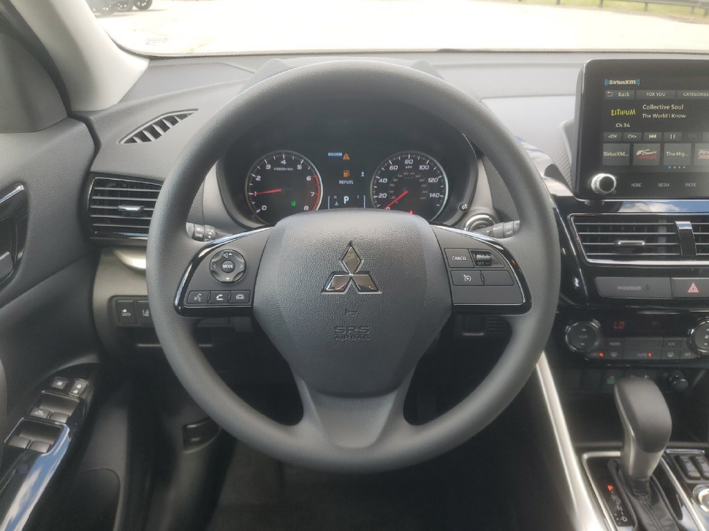 New 2026 Mitsubishi Eclipse Cross LE AWD/4WD image 15