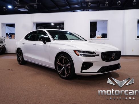 Used 2024 Volvo S60 B5 Ultimate image 9