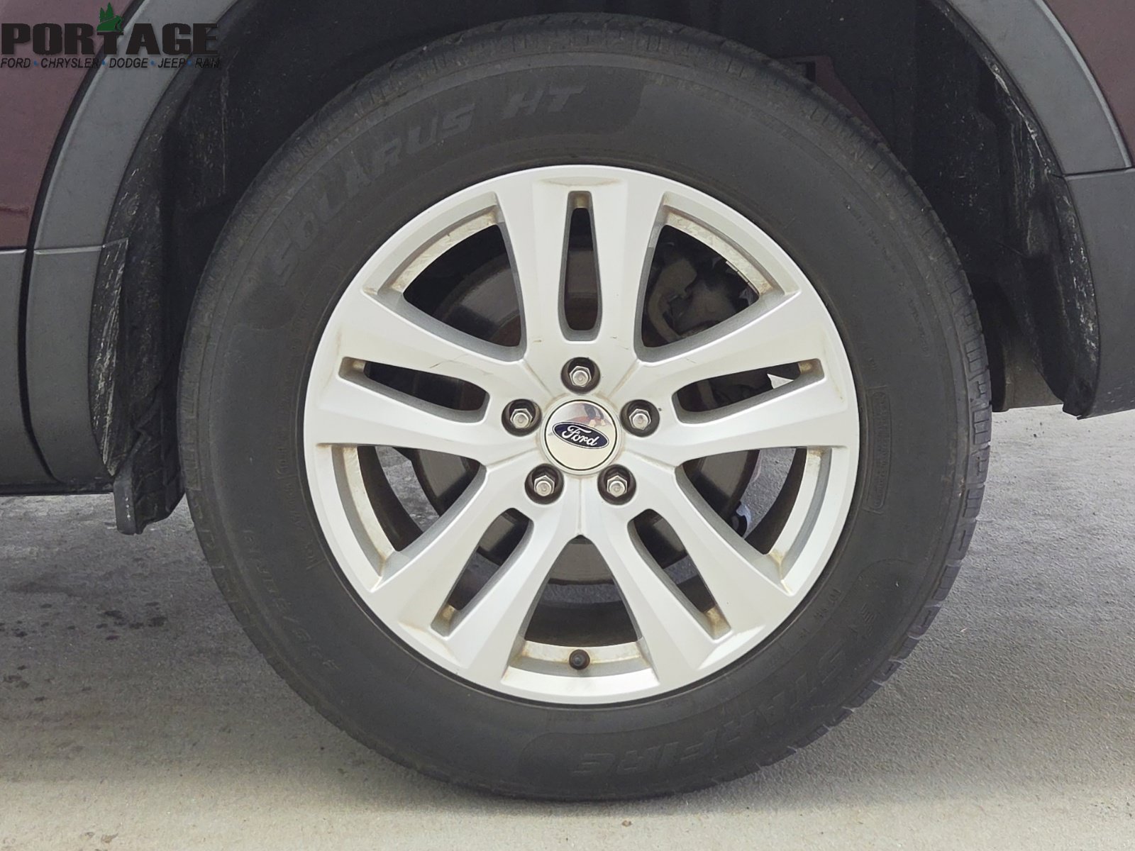 Used 2018 Ford Explorer XLT AWD/4WD image 31