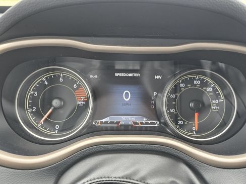 Used 2017 Jeep Cherokee Limited AWD/4WD image 27