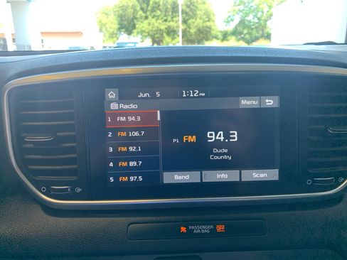 Used 2021 Kia Sportage S FWD image 19