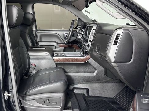 Used 2017 GMC Sierra 1500 SLT w/ SLT Preferred Package image 32