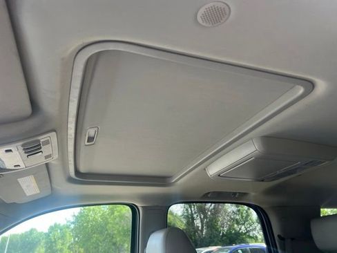 Used 2012 Chevrolet Tahoe LTZ AWD/4WD image 17