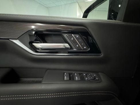 New 2026 GMC Yukon XL Elevation w/ LPO, Floor Liner Package image 14