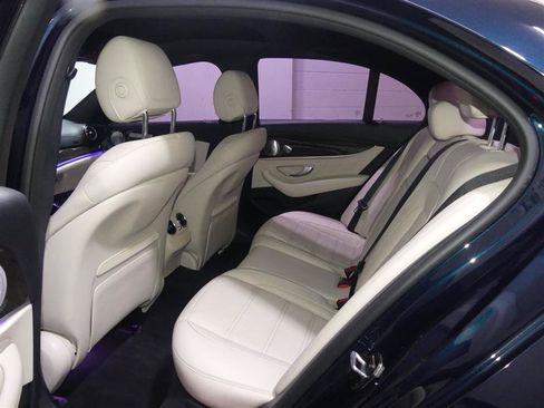 Used 2017 Mercedes-Benz E 43 AMG 4MATIC Sedan image 28