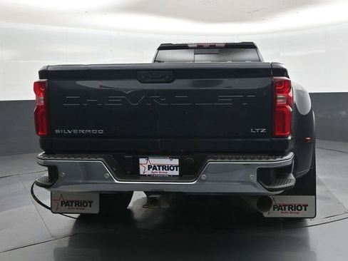 Used 2024 Chevrolet Silverado 3500 LTZ w/ LTZ Plus Package AWD/4WD image 5