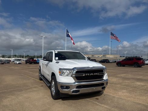Used 2020 RAM 1500 Big Horn RWD image 3