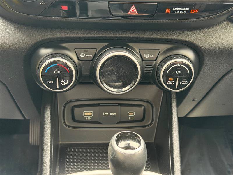 Used 2023 Hyundai Venue SEL w/ Cargo Package FWD image 36