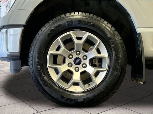 Used 2023 Ford F150 XLT w/ XTR Package image 8