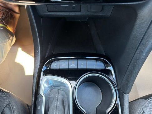 Used 2023 Buick Encore GX Preferred w/ Cold Weather Comfort Package AWD/4WD image 22