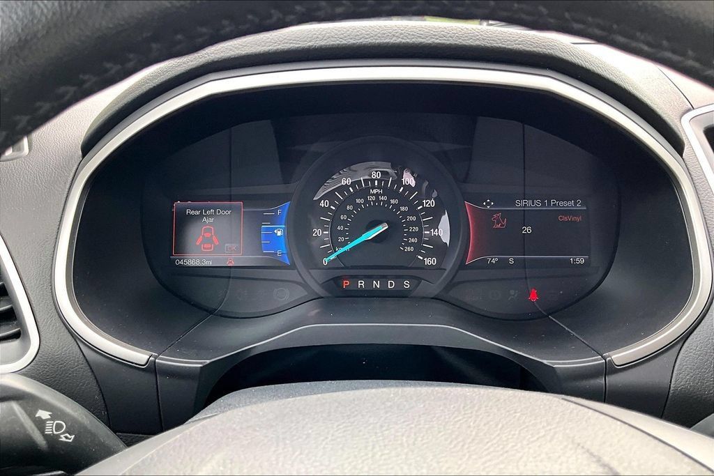 Used 2017 Ford Edge SEL w/ Equipment Group 201A FWD image 20