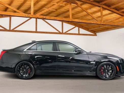 Used 2017 Cadillac CTS V w/ Luxury Package image 6