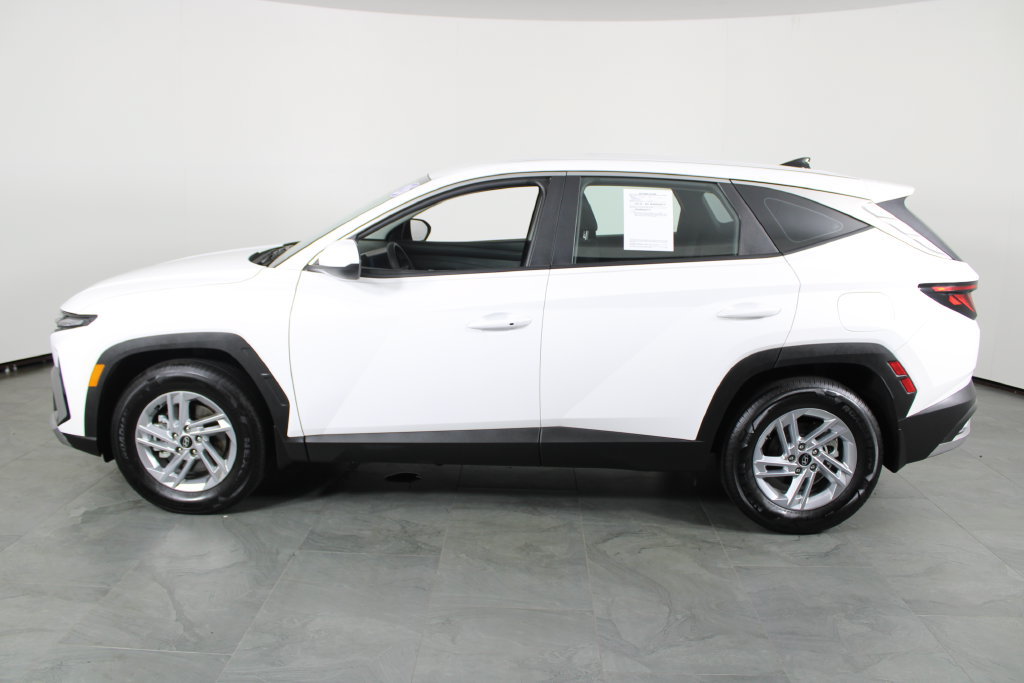 Used 2026 Hyundai Tucson SE FWD image 14