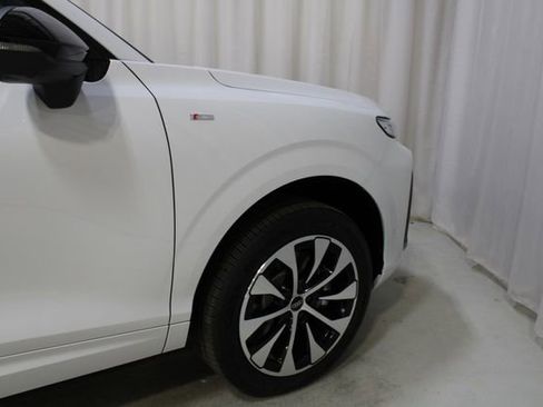 New 2026 Audi Q3 quattro 2.0T AWD/4WD image 29