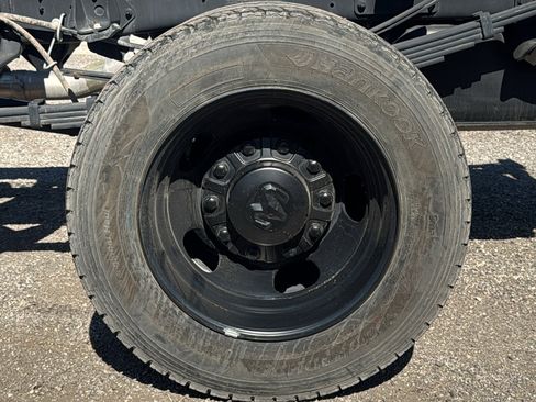 New 2025 RAM 5500 Tradesman image 19