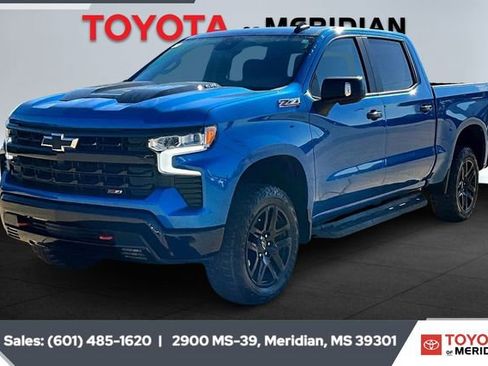 Used 2022 Chevrolet Silverado 1500 LT Trail Boss w/ LT Trail Boss Premium Package image 9