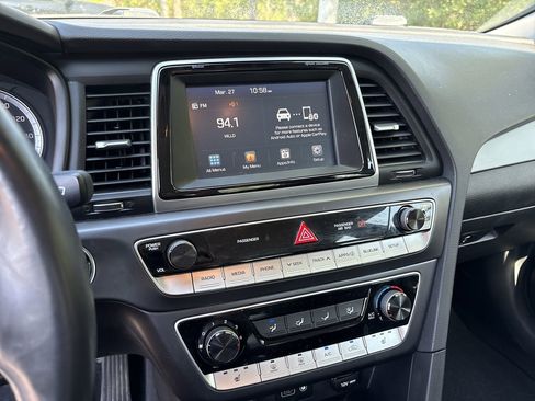 Used 2018 Hyundai Sonata SEL w/ Tech Package 02 image 12