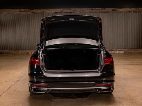 Used 2023 Audi A4 2.0T Prestige w/ Prestige Package image 8