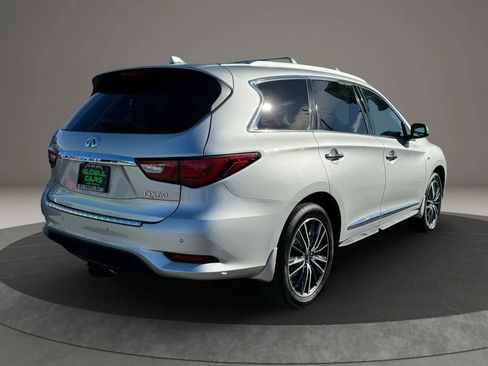 Used 2017 INFINITI QX60 Luxe w/ Deluxe Technology Package image 5