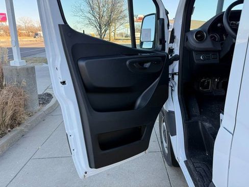New 2025 Mercedes-Benz Sprinter 3500 image 9