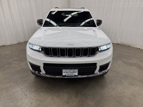 New 2025 Jeep Grand Cherokee L Limited w/ Trailer Tow Package image 2