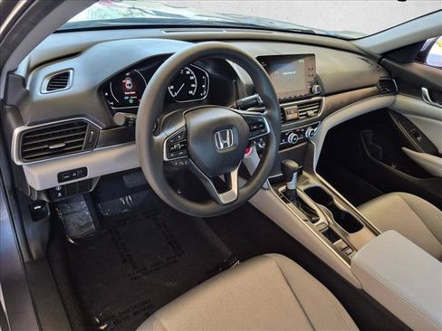 Used 2020 Honda Accord LX image 9
