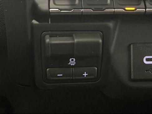 New 2026 Chevrolet Silverado 2500 Custom w/ Custom Value Package AWD/4WD image 30