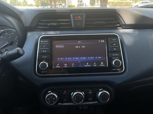 Used 2025 Nissan Versa SV FWD image 24