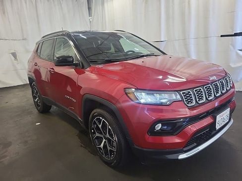 Used 2025 Jeep Compass Limited AWD/4WD image 6