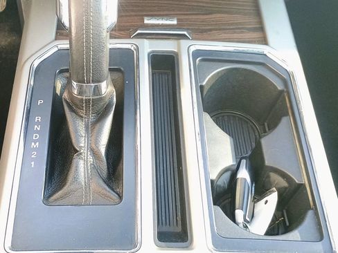 Used 2015 Ford F150 Lariat w/ Equipment Group 502A Luxury image 20