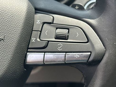 Used 2020 Cadillac XT4 Premium Luxury w/ Cold Weather Package FWD image 26