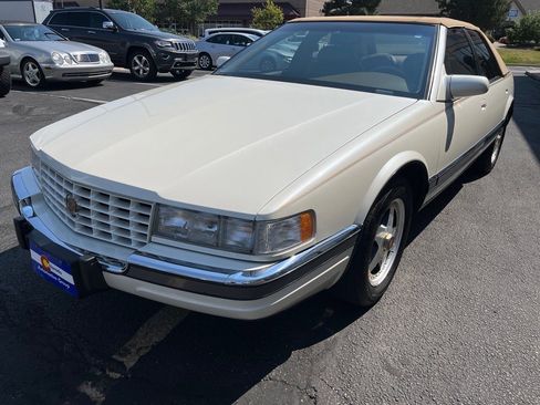 Used 1994 Cadillac Seville SLS image 3