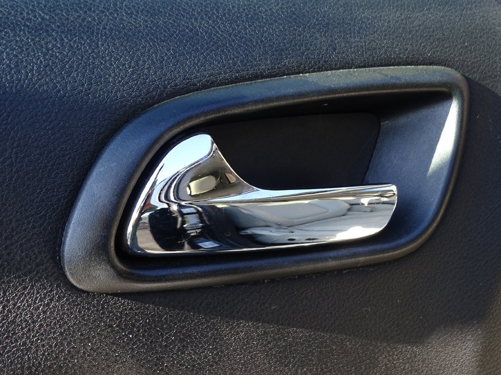 Used 2013 Dodge Journey Crew FWD image 16